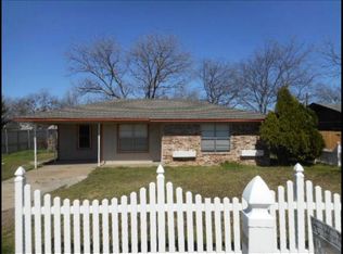 201 Wood St, Sanger, TX 76266