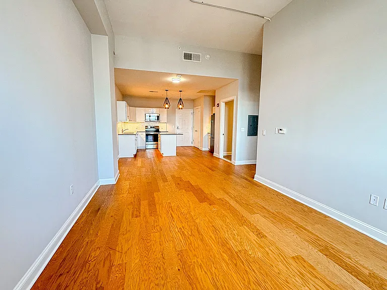 622 Main St — Photo 37