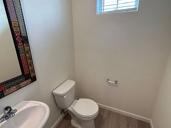 4th image of 2338 NW Yohn Ranch Dr