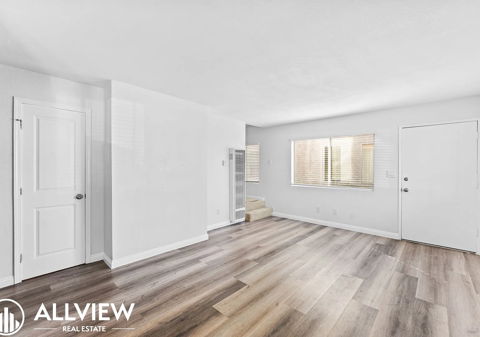 221 10th Street — Photo 2