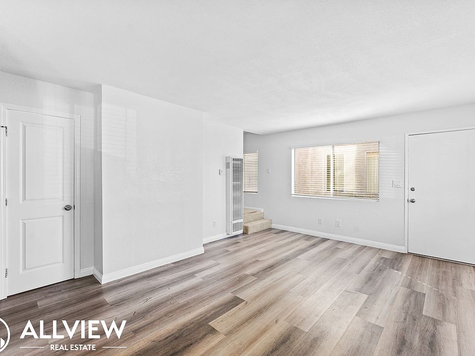 1st image of 221 10th St APT 2