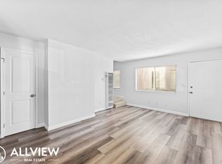 221 10th St APT 2, Huntington Beach, CA 92648