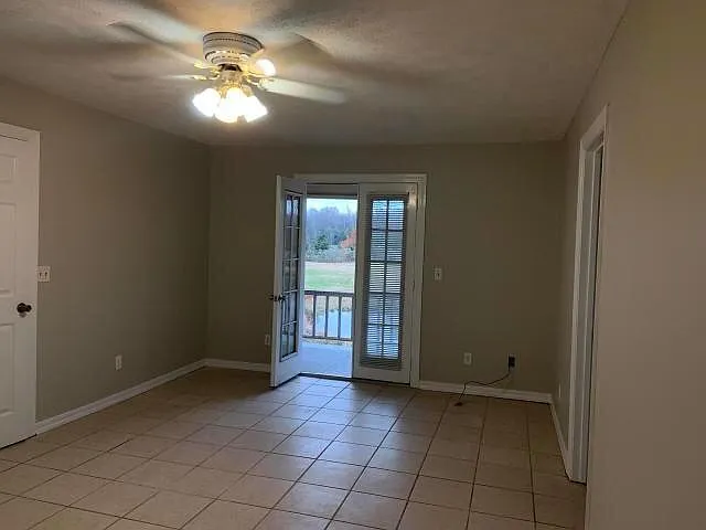 1183 Saint Andrews Ln — Photo 15