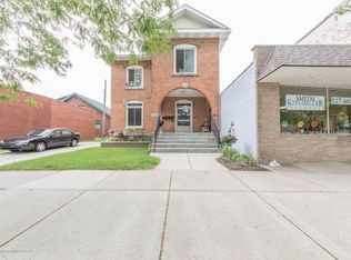 242 S Main St, Eaton Rapids, MI 48827