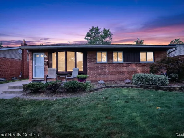 154 Darwin St, Westland, MI 48186