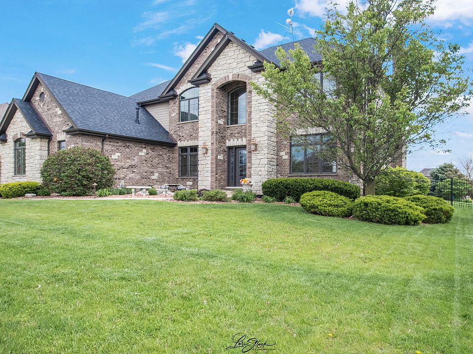 1st image of 24141 S Sunset Lakes Dr