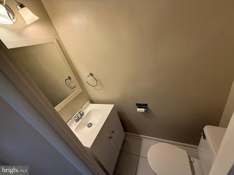 12457 Andover Ct — Photo 6