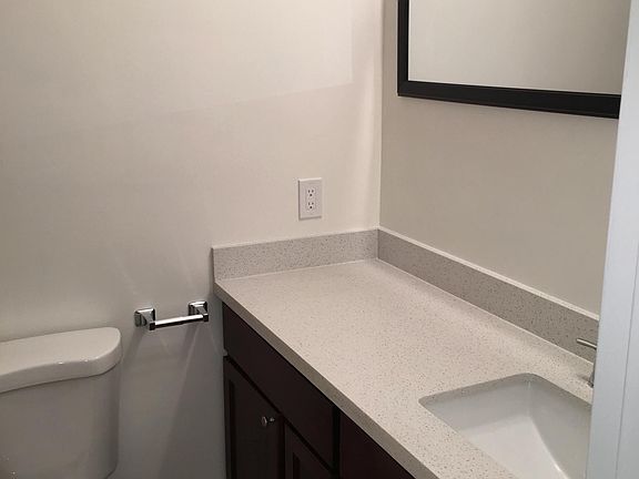 5th image of 1675 Green St APT 9