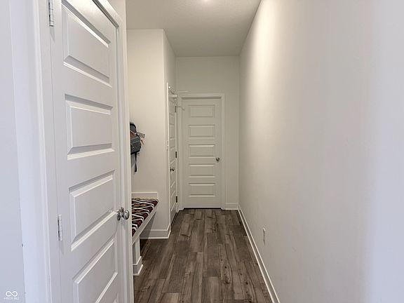 5th image of 7251 Darley Ln