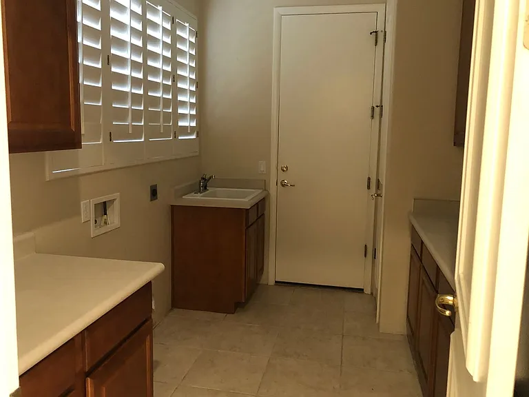 21948 N 79th Pl — Photo 12