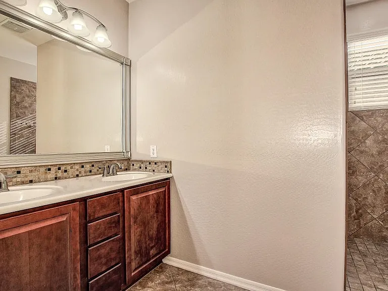 5553 W Buckskin Trl — Photo 15
