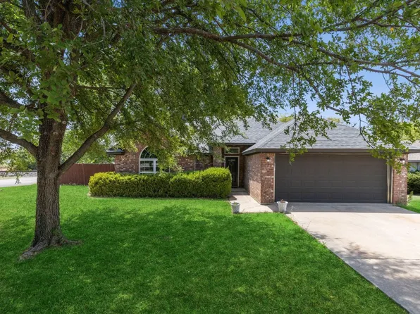 2110 Jasmine St, Denton, TX 76205