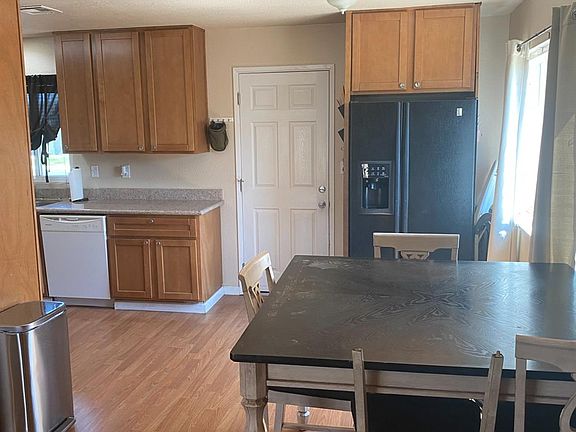 3rd image of 13013 Lorenzo Ct