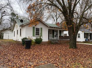 816 S 10th St, Gadsden, AL 35901
