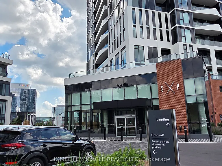 25 Wellington St S #3008 — Photo 2