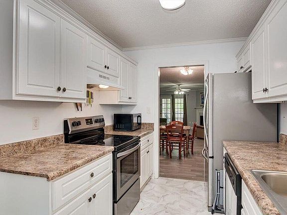 4th image of 4403 Misty Cove Ct