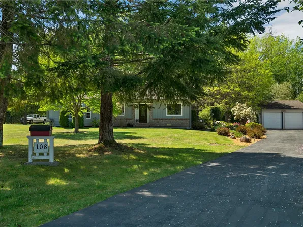108 Franzen Rd, Campbell River, BC V9W 7L1