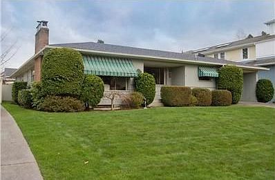 2nd image of 7722 Forest Dr NE