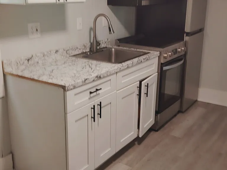 579 State St #8 — Photo 1