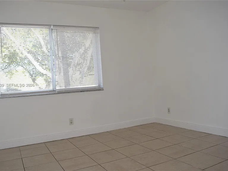 5628 Rock Island Rd #185 — Photo 14