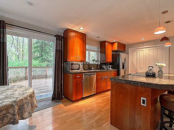 2nd image of 31117 NE 114th Ct