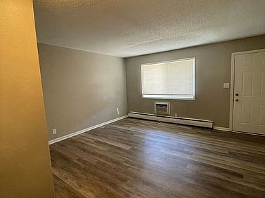 2125 Indianola Ave APT C2, Des Moines, IA 50315 | Zillow