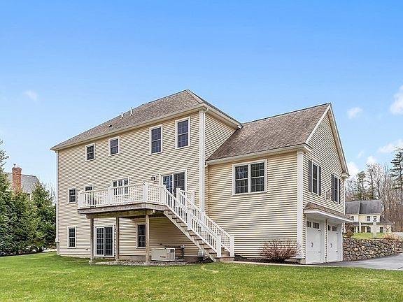 3rd image of 12 Lakewoods Dr