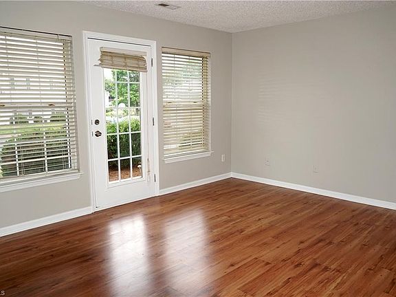 4th image of 903-1A Hanahan Ct