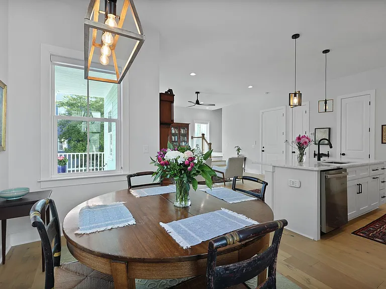 48 Aiken St — Photo 26