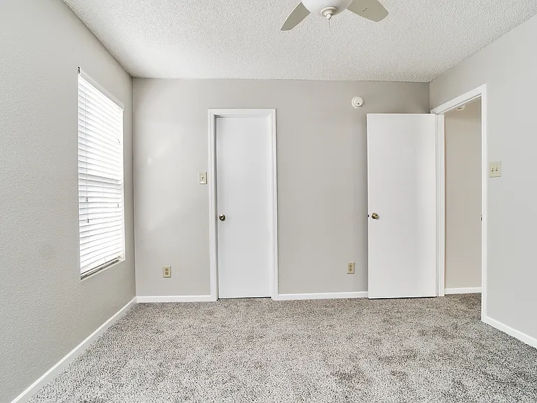 14169 Clapboard Dr — Photo 42