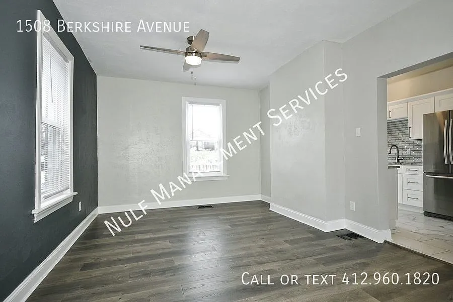 3 Bed, 2 Bath plus bonus room in Brookline — Photo 4
