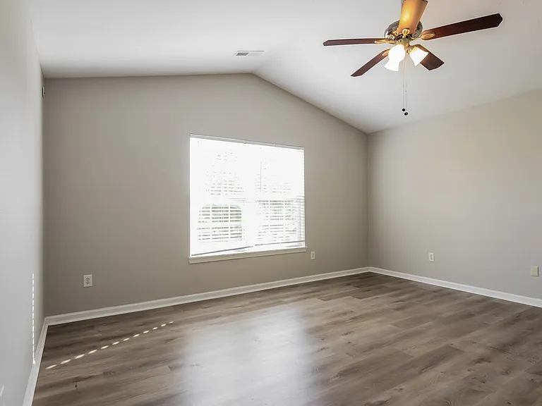 1580 Cold Spring Dr — Photo 10
