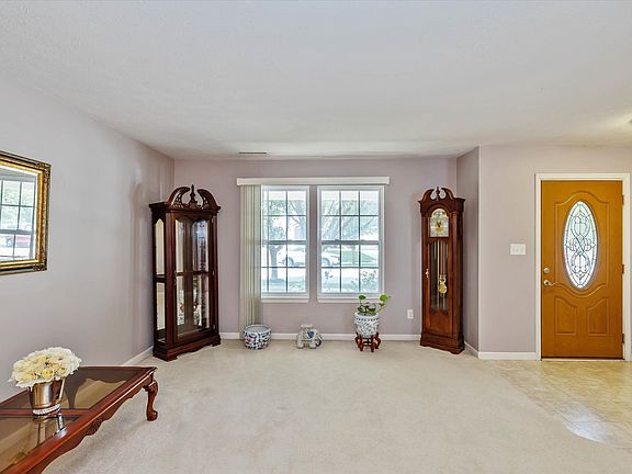 3rd image of 14918 Lovely Dove Ln
