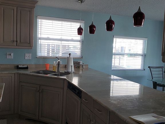 Deep double stainless sinks