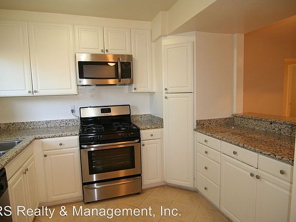 3rd image of 5700 Etiwanda Ave Unit 119