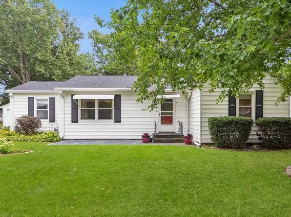 1210 N C St, Indianola, IA 50125