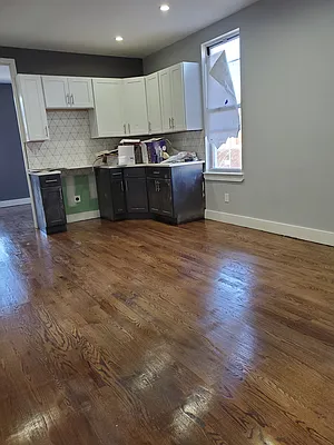 Rented by Aron Fried, LREB | media 6
