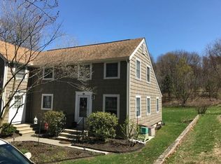 62 Laurel St #A, Greenfield, MA 01301