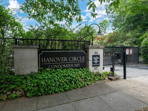 57 Hanover Cir S APT 221, Birmingham, AL 35205