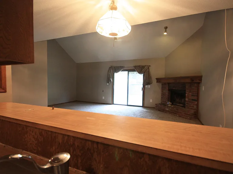 11808 Caenen St — Photo 10