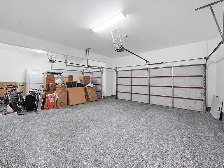 2229 Champions Corner Dr — Photo 35