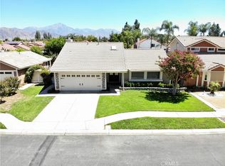 1210 Country Pl, Redlands, CA 92374
