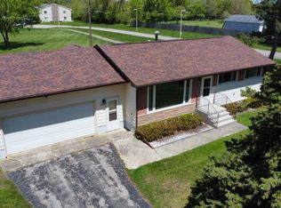 273 Grindstone Rd, Port Austin, MI 48467