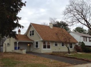 7 Berkshire Ln, Willingboro, NJ 08046