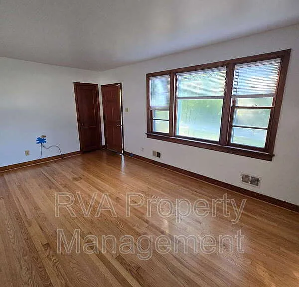 3081 Maury St — Photo 3