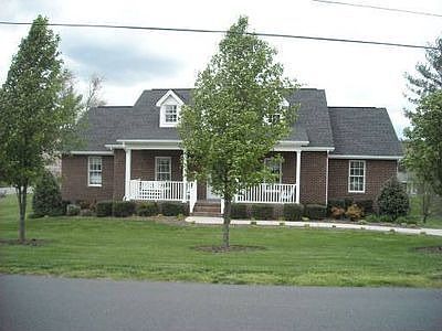 2nd image of 503 Birch St