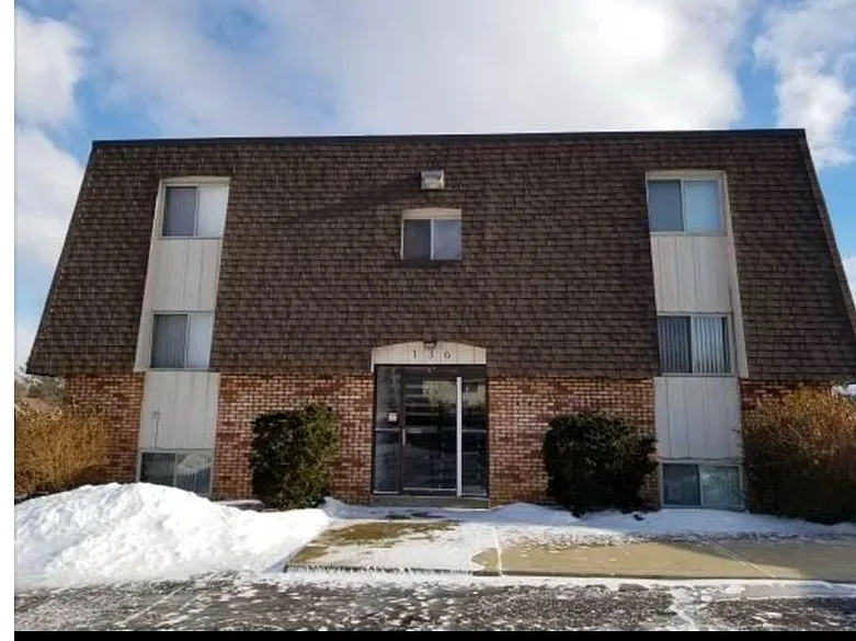 Building Photo - 136 Brunswick Dr #B