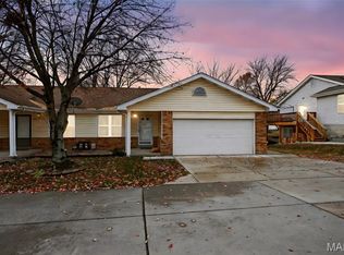 2423 Muegge Rd, Saint Charles, MO 63303