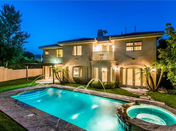 6167 Woodland View Dr, Woodland Hills, CA 91367