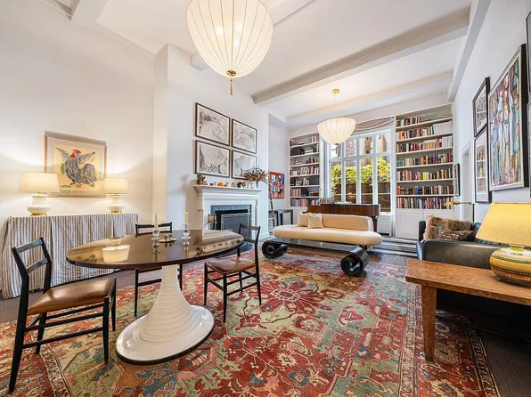 169 E 78th St APT 2D, New York, NY 10075